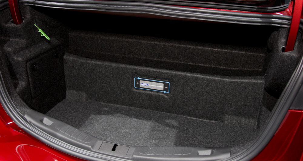 Ford fusion trunk space